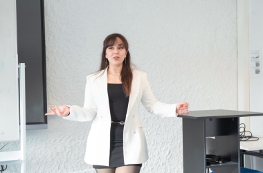 Meet Negar Ashnaee Meet Negar Ashnaee